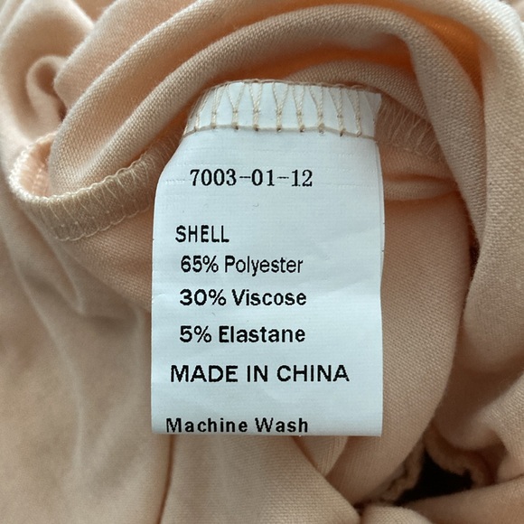 Pretty Garden, Peach color Jumpsuit, on or off shoulder. Size XL - Picture 14 of 16